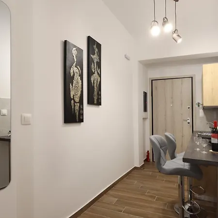 J&N Home Monastiraki-3